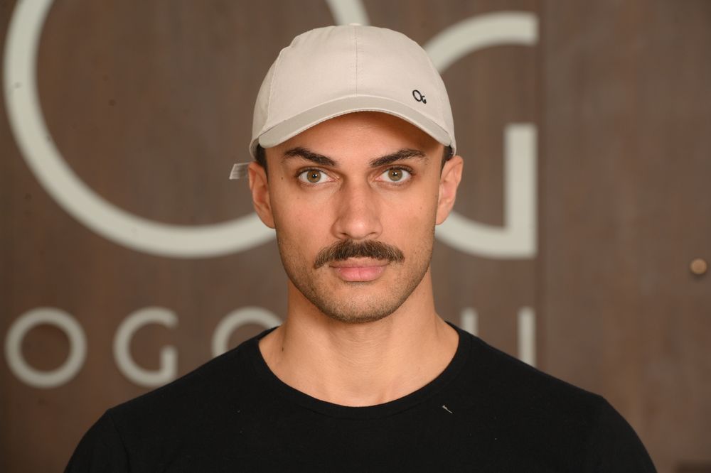 Boné Básico Metal Ogochi Cinza