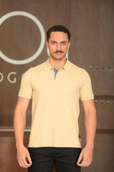 Polo Masculina Ogochi Manga Curta Essencial Slim Bege