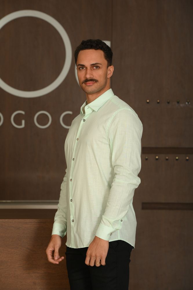 Camisa Masculina Ogochi Manga Longa Slim Verde Pastel