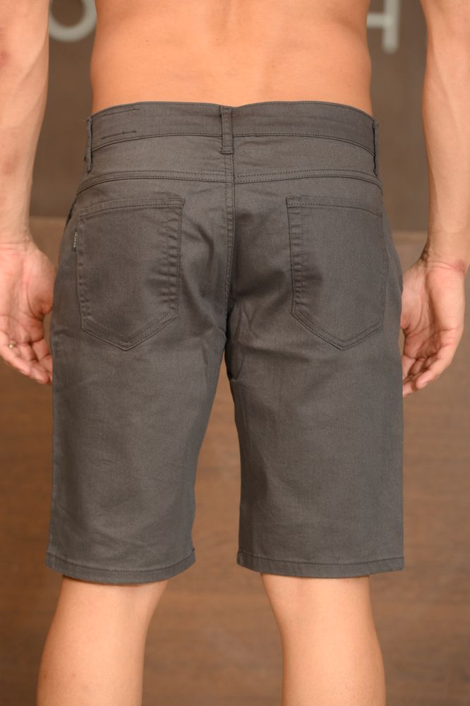 Bermuda Essencial Color Bolso Faca Cinza