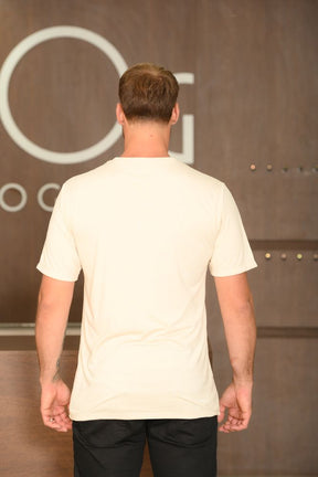 Camiseta Masculina Ogochi Manga Curta Essencial Slim Lisa Creme
