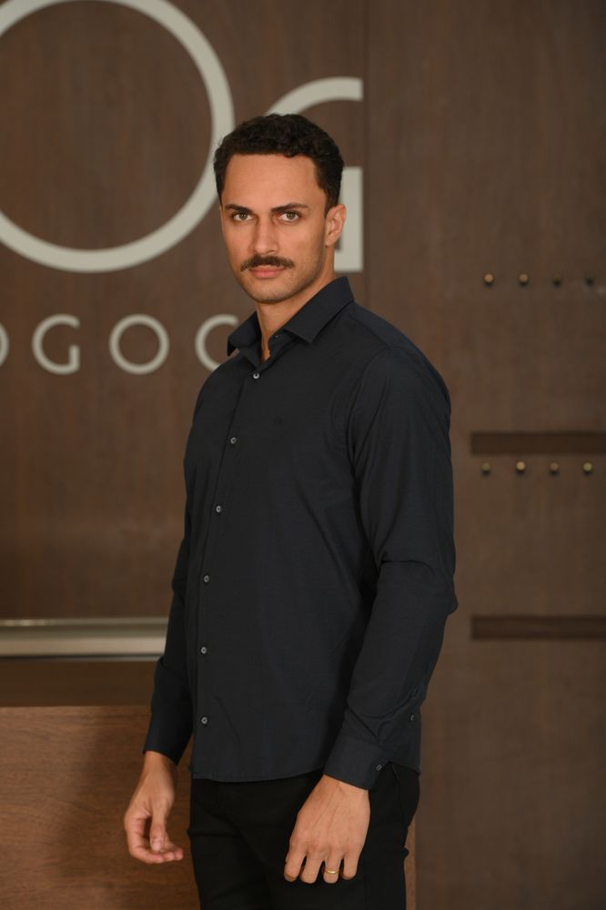 Camisa Masculina Ogochi Manga Longa Essencial Slim Fil A Fil Azul Marinho