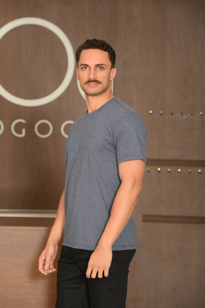 Camiseta Masculina Ogochi Manga Curta Casual Slim Malha Mescla Azul Marinho