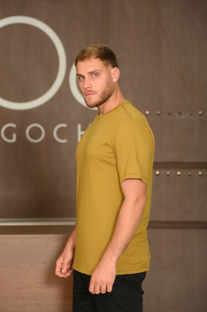 Camiseta Masculina Ogochi Manga Curta Essencial Slim Meia Malha 100% Algodão Mostarda