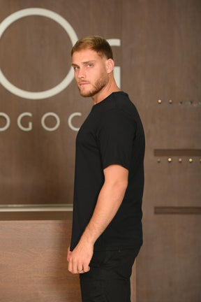 Camiseta Masculina Ogochi Manga Curta Slim Premium Meia Malha Preta