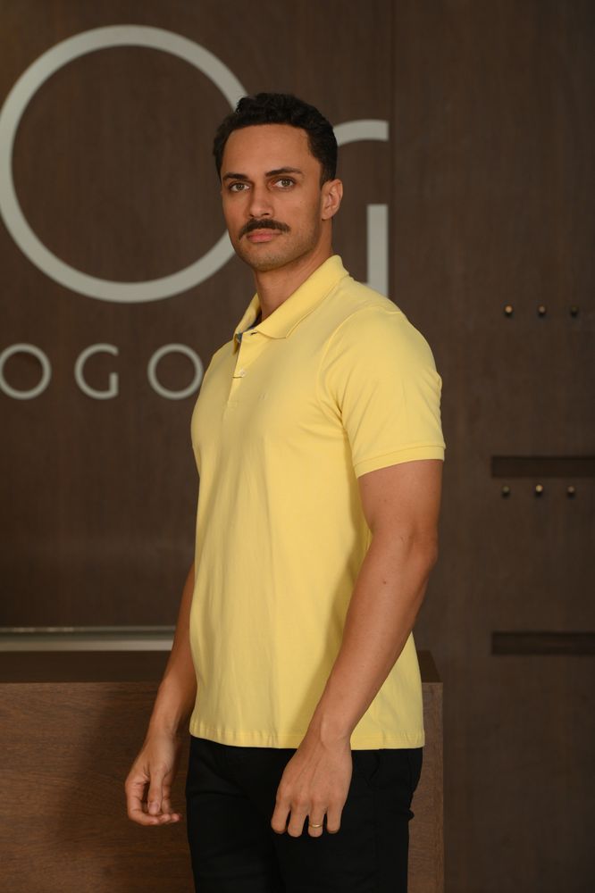 Polo Masculina Ogochi Manga Curta Slim Essencial Amarelo Ipê