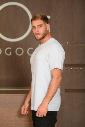 Camiseta Masculina Ogochi Manga Curta Essencial Slim Meia Malha 100% Algodão Gelo