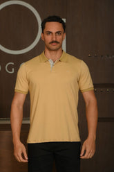 Polo Ogochi Manga Curta Slim Casual Creme