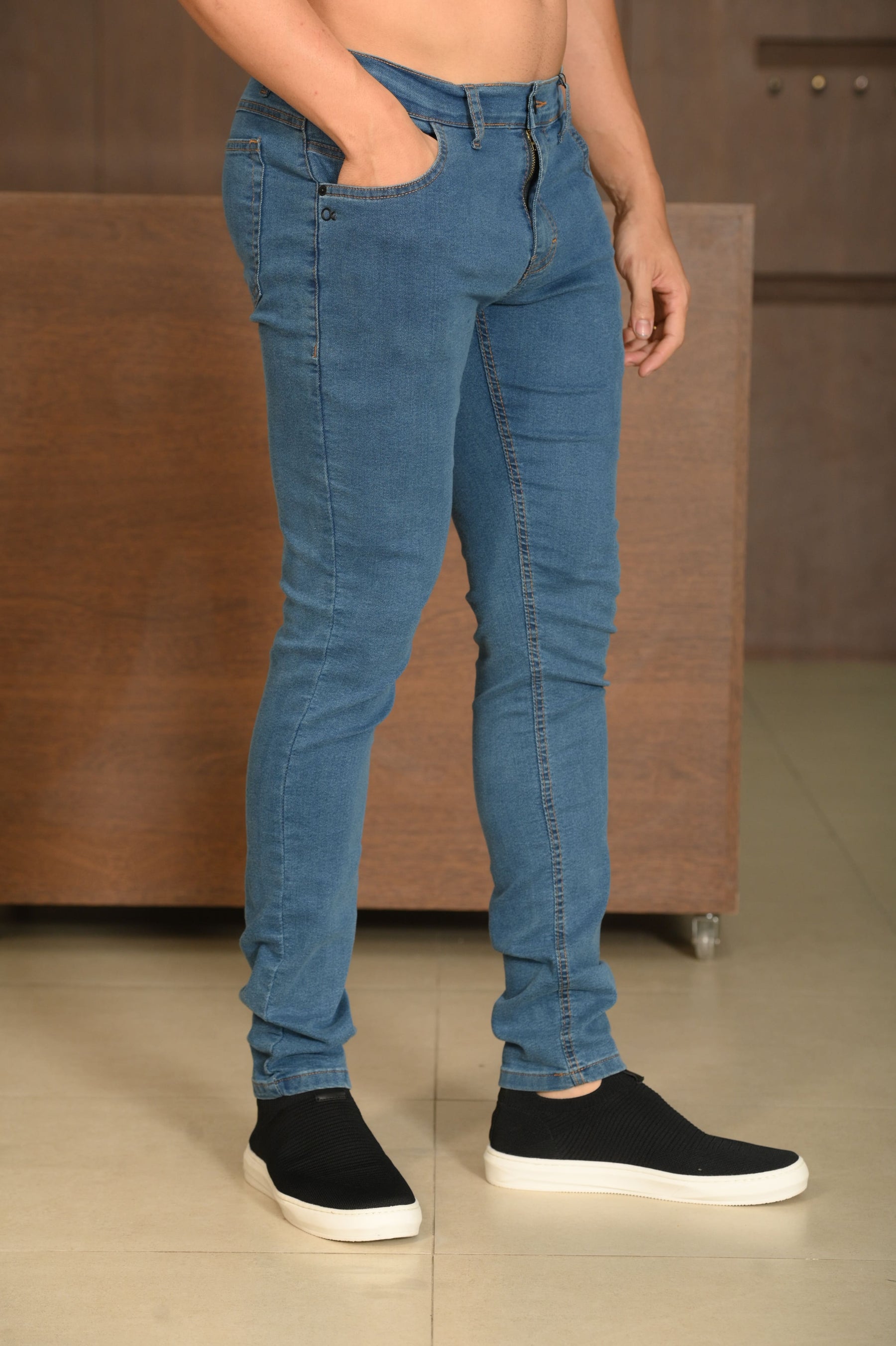 Calça Masculina Ogochi Jeans Skinny Básica Lavada Azul Médio