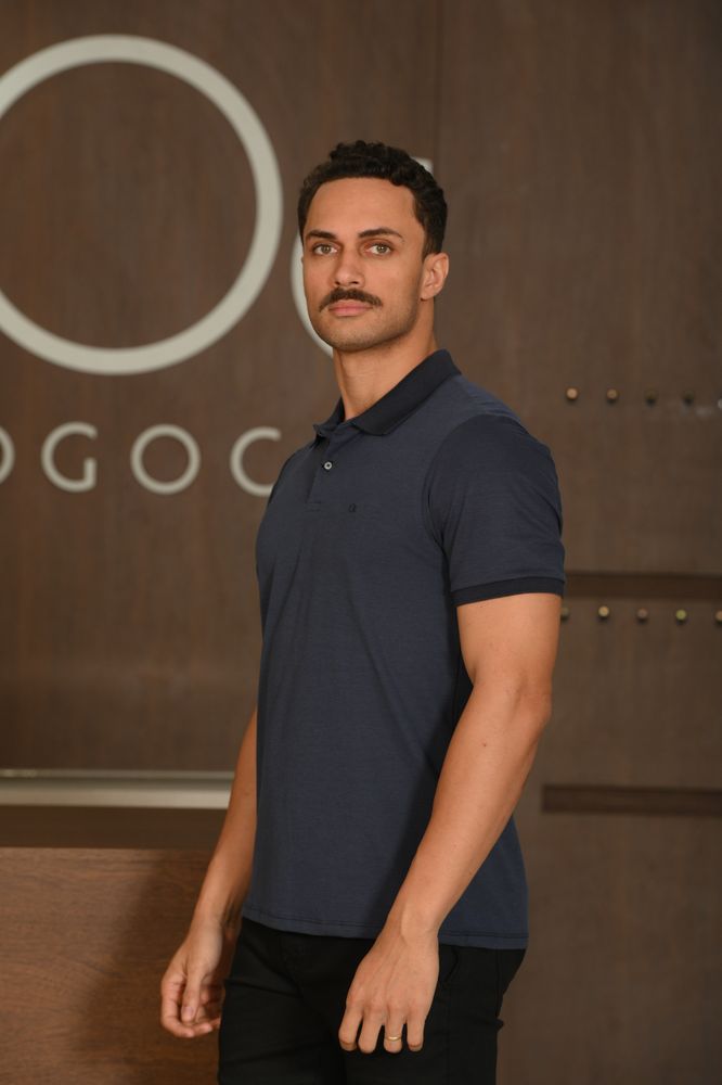 Polo Masculina Ogochi Manga Curta Casual Slim Piquet Trama Marinho Titan